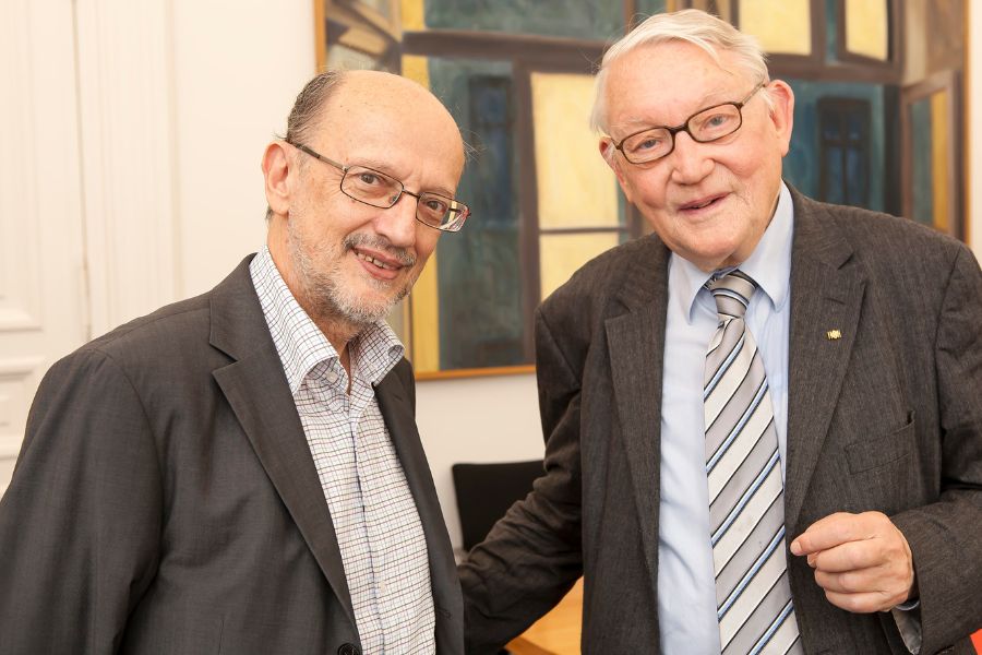 Prof. Dr. Dr. h. c. mult. Rudolf von Thadden (rechts)